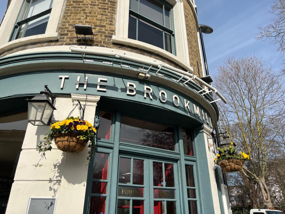 Отель The Brookmill Лондон Экстерьер фото